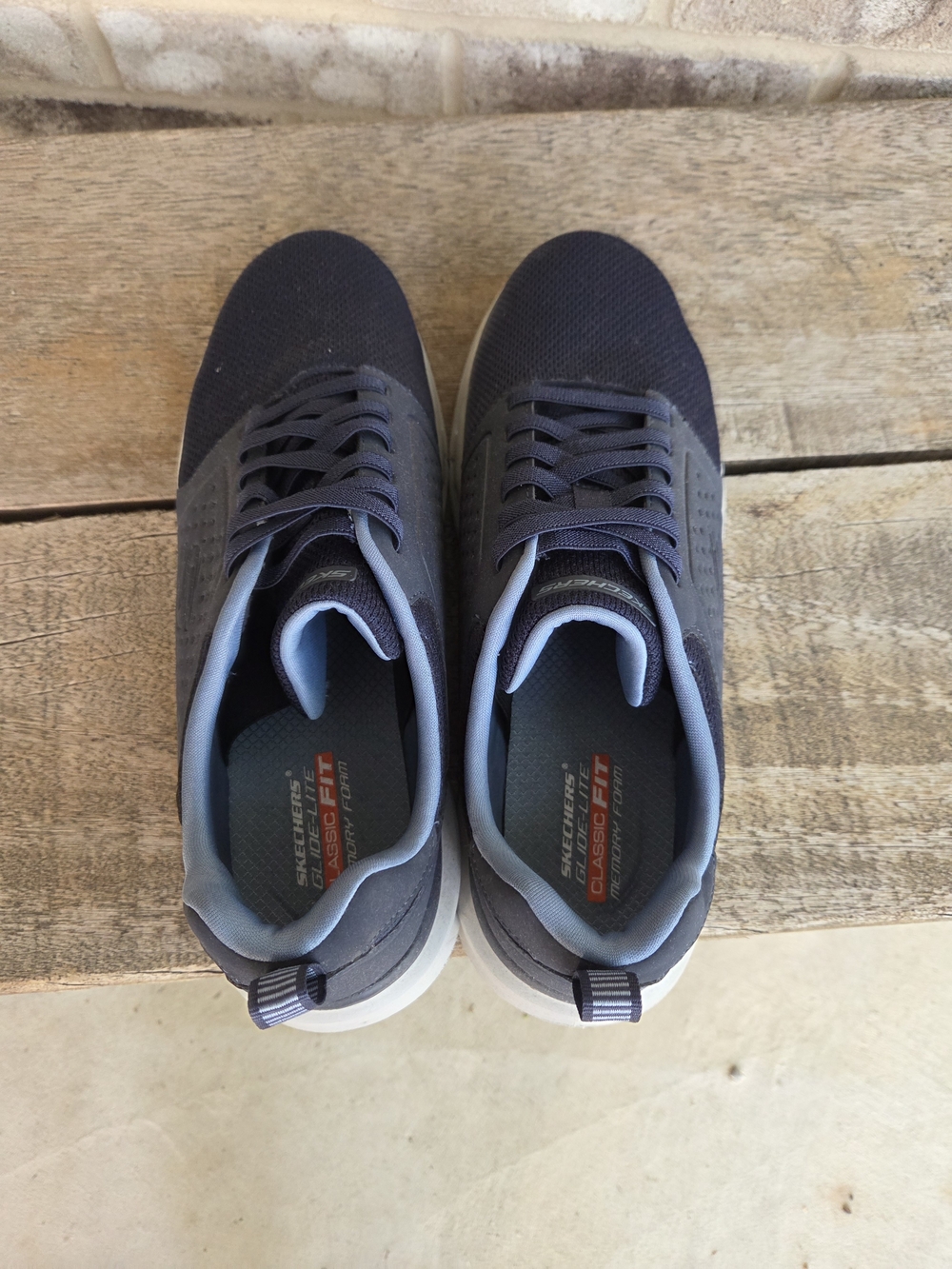 Skechers Men’s Gray Navy Lightweight Lace-Up Sneakers